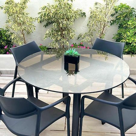 New! Renovated, Centrally Located, Private Entrance, Terrace Lejlighed Valencia Eksteriør billede