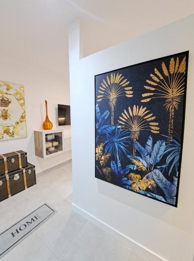 New! Renovated, Centrally Located, Private Entrance, Terrace Lejlighed Valencia Eksteriør billede