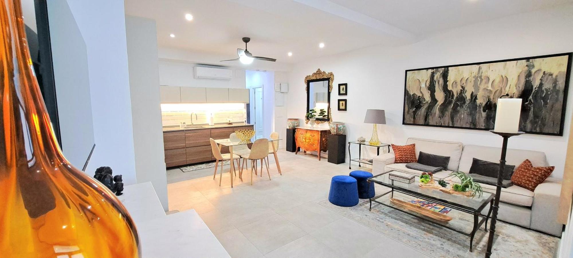 New! Renovated, Centrally Located, Private Entrance, Terrace Lejlighed Valencia Eksteriør billede