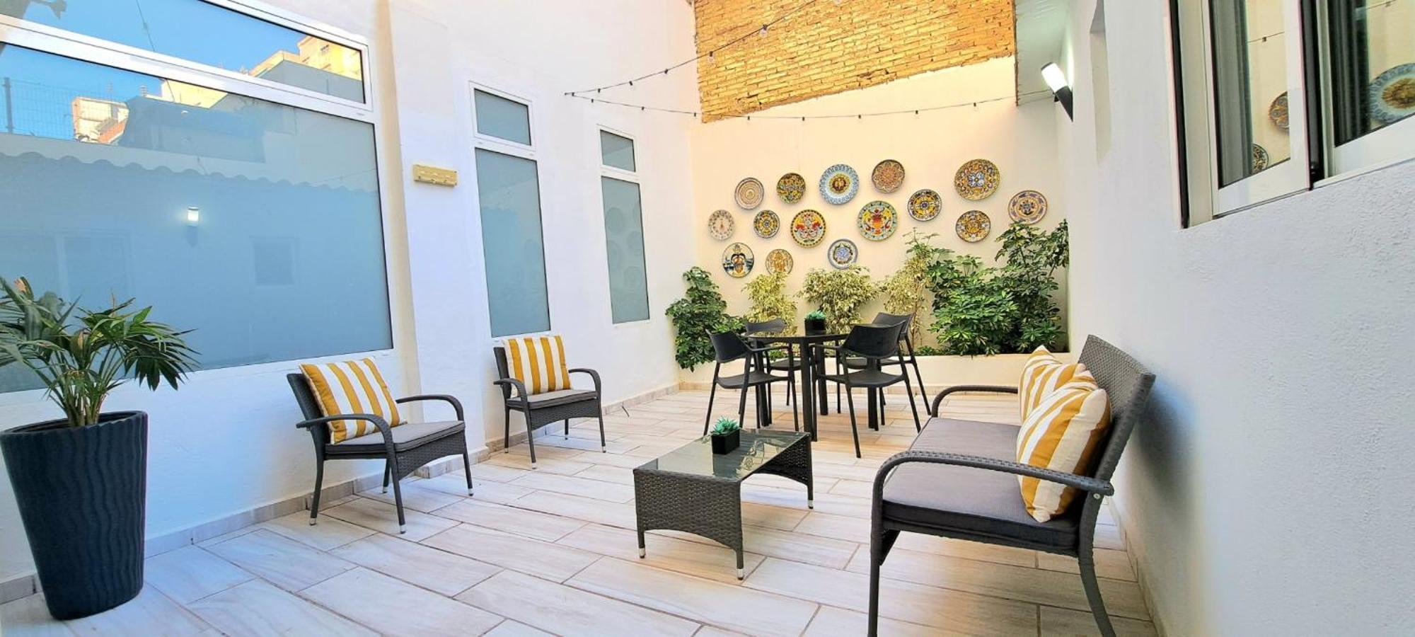 New! Renovated, Centrally Located, Private Entrance, Terrace Lejlighed Valencia Eksteriør billede