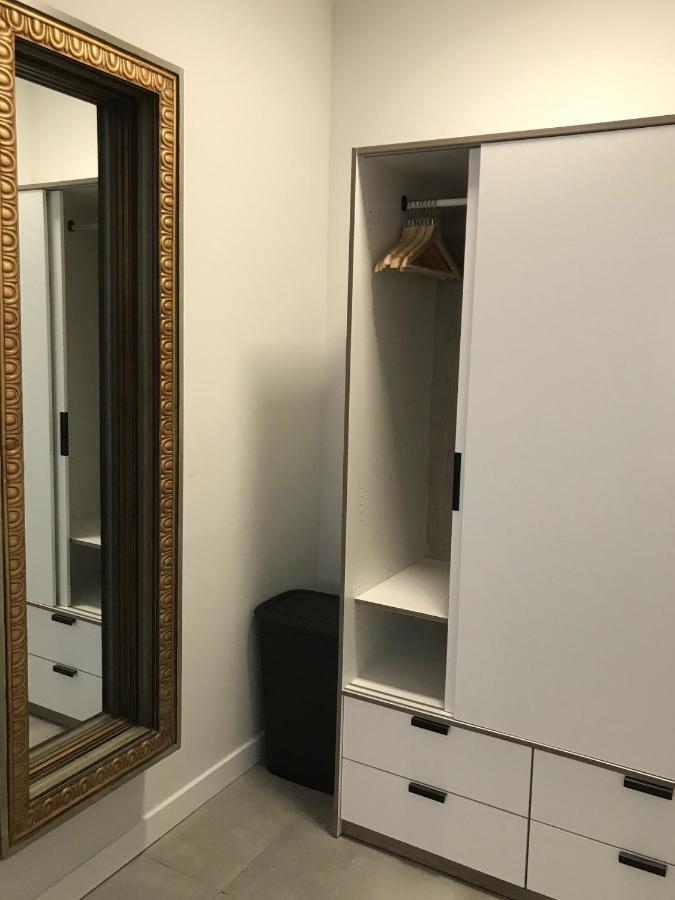 New! Renovated, Centrally Located, Private Entrance, Terrace Lejlighed Valencia Eksteriør billede